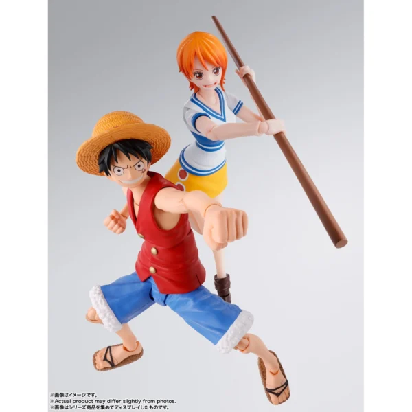 Figura de Nami One Piece Romance Dawn Ver. S.H. Figuarts Tamashii Nations